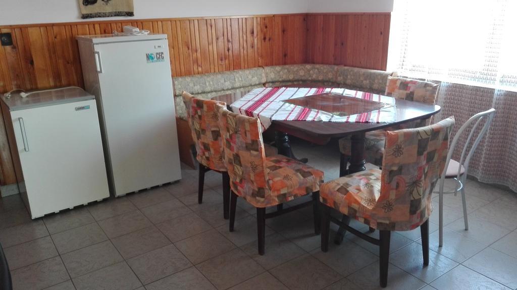 Plajbi Apartment Hajdúszoboszló Eksteriør bilde