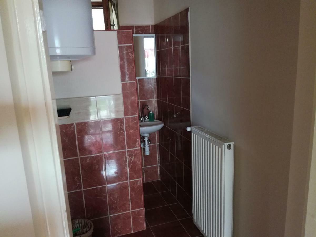 Plajbi Apartment Hajdúszoboszló Eksteriør bilde